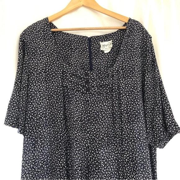 Vintage Jeffrey & Dara Floral Romper - Picture 2 of 10